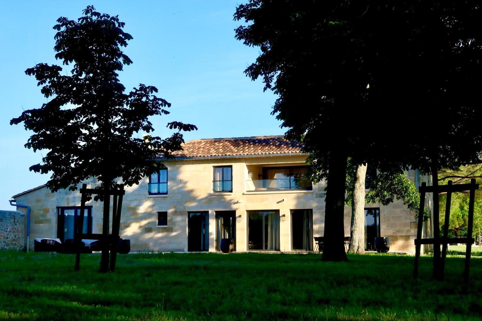 La Chartreuse De Dauzac Bed & Breakfast Labarde Bagian luar foto