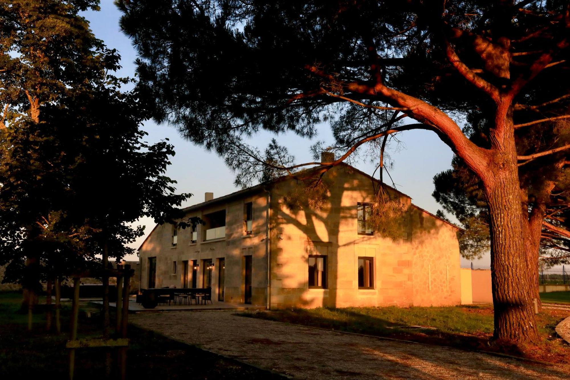 La Chartreuse De Dauzac Bed & Breakfast Labarde Bagian luar foto
