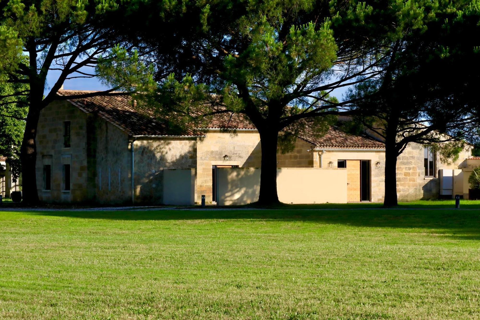 La Chartreuse De Dauzac Bed & Breakfast Labarde Bagian luar foto
